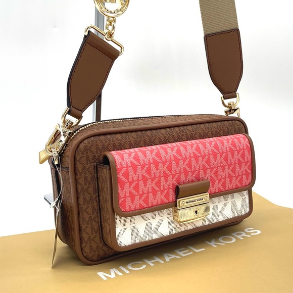 Michael Kors Collection Bags Michael Kors Bradshaw Medium